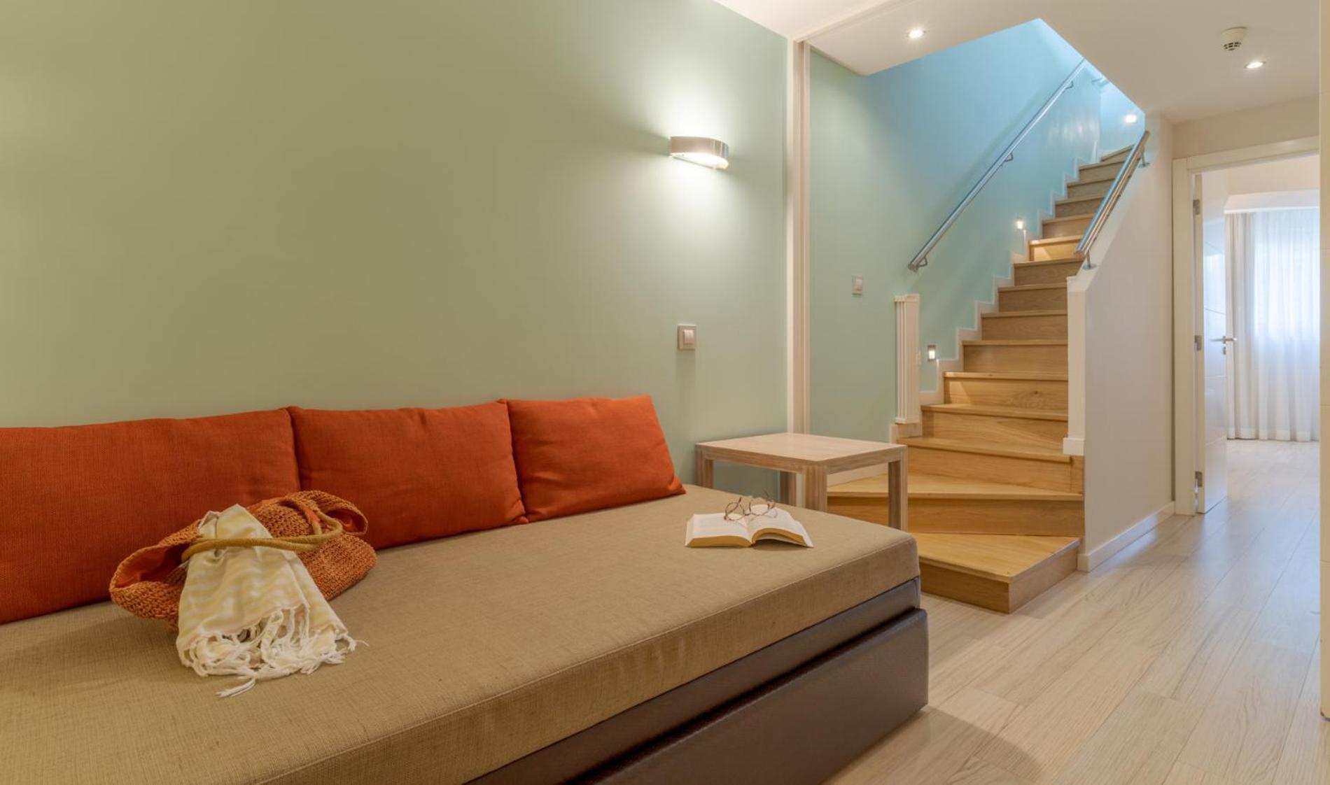 فندق منتجع بيستانا ألفور برايا بيتش آند جولف المظهر الخارجي الصورة A modern interior